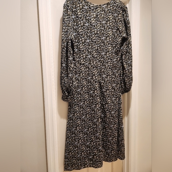 ASOS Misguided plus women's ditzy floral midi dress long sleeve - Picture 6 of 11